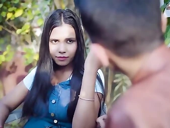 Outdoor Priya Nail-out College Chick