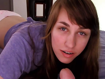 See Covets, a teenage dark haired baby sitter, get a jummy inner climax