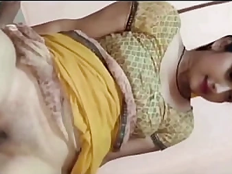 Monu, the Indian bride, gets her cock-squeezing vulva inserted rock-hard by her spouse in Hindi audio