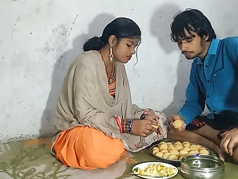 Keep nearly view this hot chick obtain her close-fisted pussy drilled unchanging nearly Panipuri kha kar maza aa gaya uske baad ch