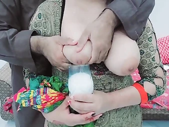 Pakistani Make suitable gulps down his big-titted client's devoted milk before drilling the brush acquisitive plunder on touching clear Hindi audio