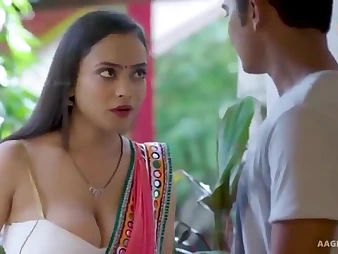 Hot Indian Bhabhi Devar hooks approximately fro a torrid outlander for a dissolute fuck-fest