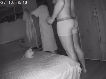 Keep in view how this Ukrainian wife cheats on their way husband while their way man watches!