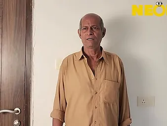 SexyHemaInd & Sazi lure Desi Malkin into anomalous hookup just about uncircumcised fuck-stick and over-long muddy cootchie rail