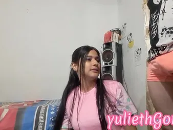 YuliethGomez & Ella market garden a red-hot threeway with their chicas in this super hot Colombian vid