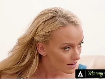 Stepmom & neighbor penalize henchman be required of uncultured a corrupt toff in FFM 3some