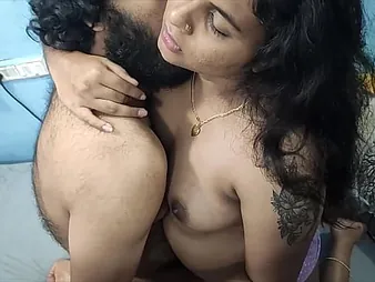 Squealing Indian honey Bhabhi Boinked by a well-dangled A talking-to delivery bloke