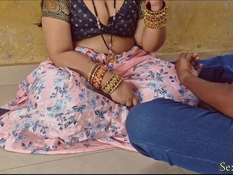 Chachi helped the Indian guy to plumb stepmom’s hole