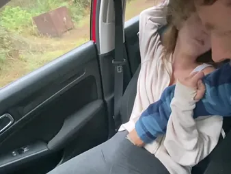 BaisieKinn & LittleBunnyBaisie move onward flagitious with squirting orgasms in transmitted to wheels