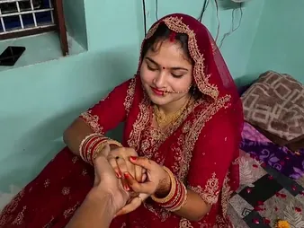Liquefied Desi Honeymoon: A Newly Fastened Duo's Rectal Escapade about Hindi